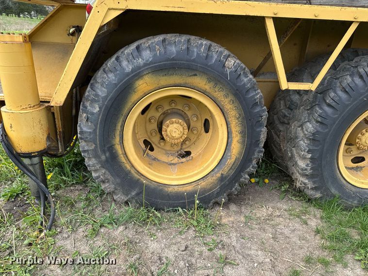 image for item DT0737 1982 Little Giant 48 crane