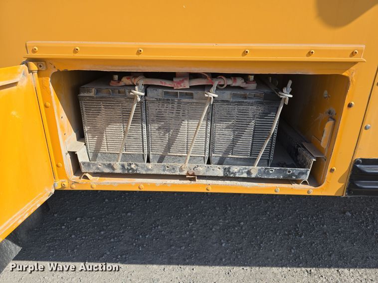 image for item DT6788 2008 Blue Bird Vision school bus