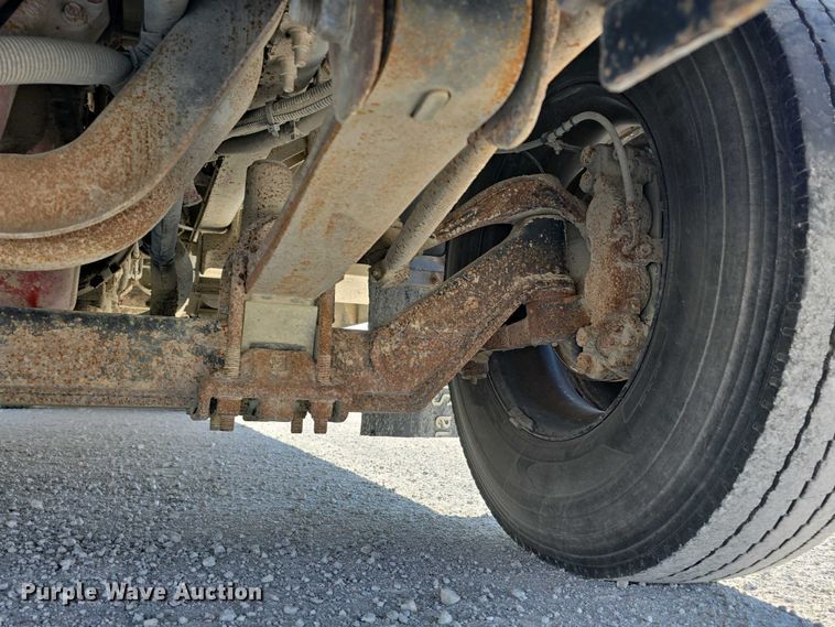 image for item DT6788 2008 Blue Bird Vision school bus