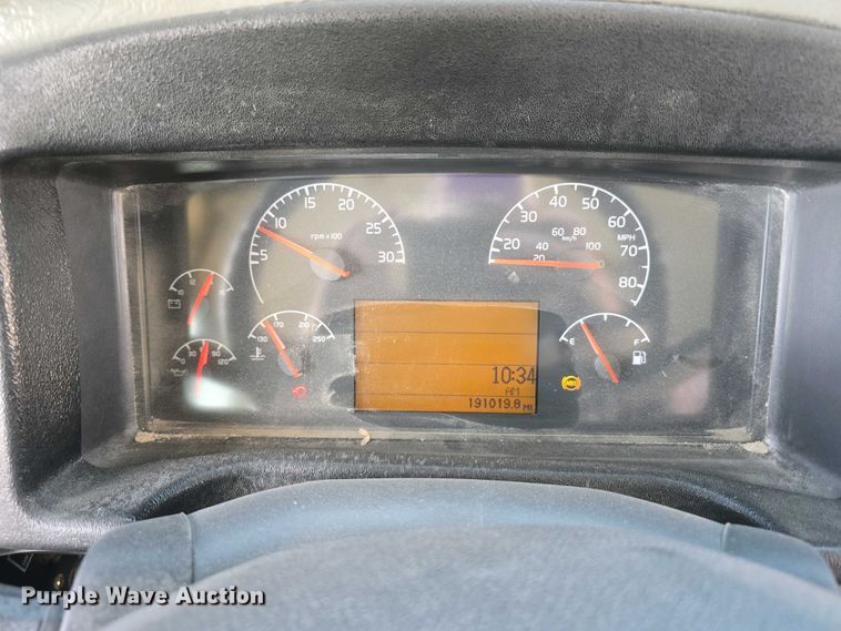 image for item DT6788 2008 Blue Bird Vision school bus