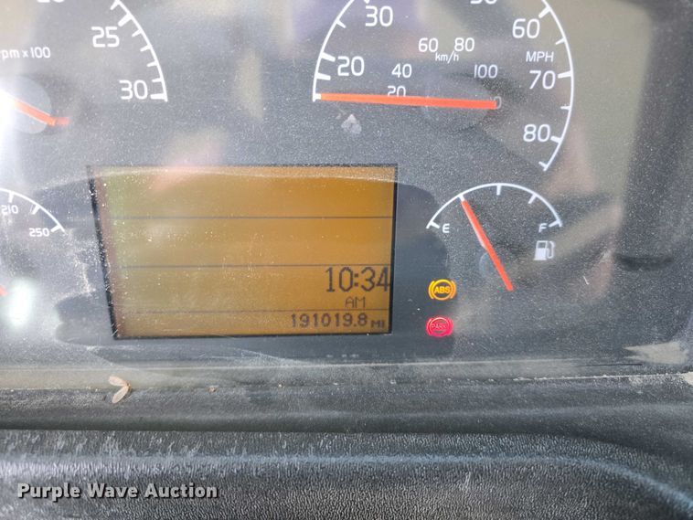 image for item DT6788 2008 Blue Bird Vision school bus