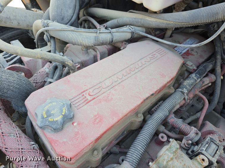 image for item DT6788 2008 Blue Bird Vision school bus