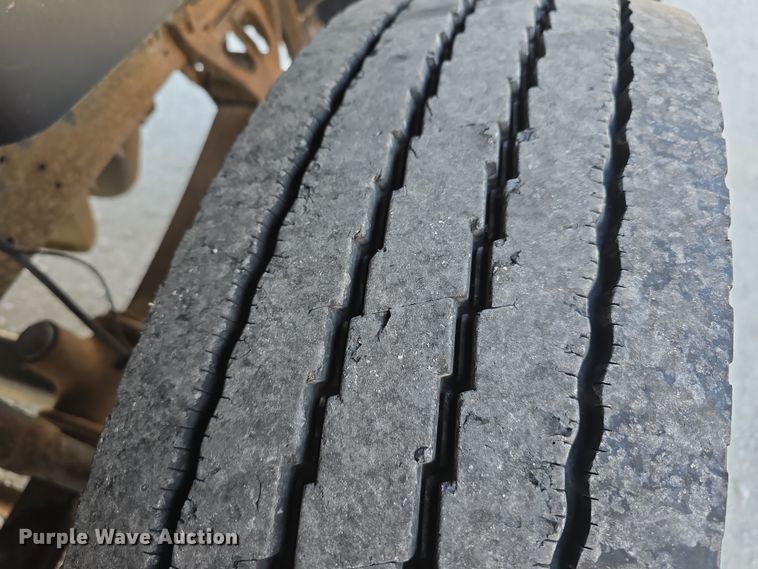 image for item DT6788 2008 Blue Bird Vision school bus