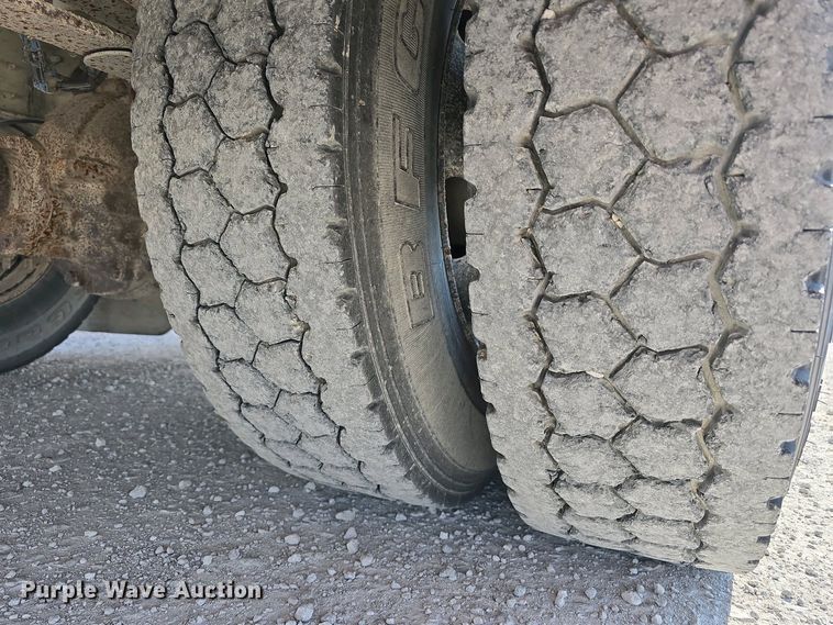 image for item DT6788 2008 Blue Bird Vision school bus