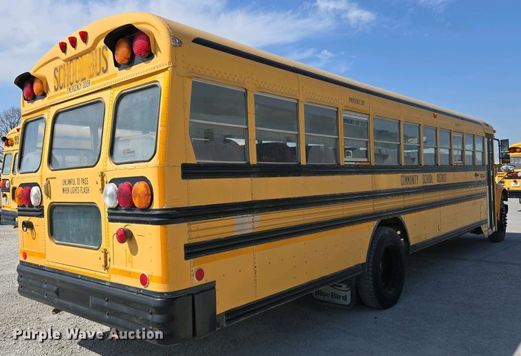 image for item DT6789 2000 Blue Bird 3800 school bus