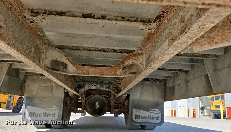 image for item DT6789 2000 Blue Bird 3800 school bus