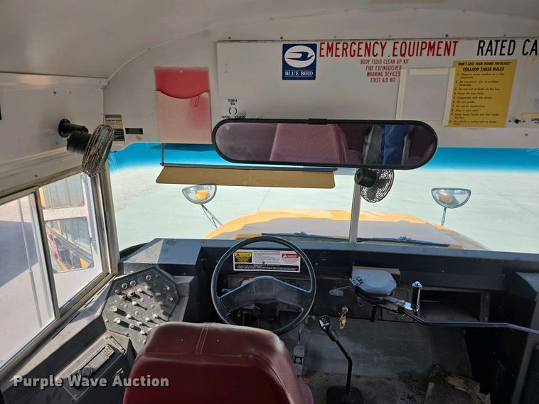 image for item DT6789 2000 Blue Bird 3800 school bus