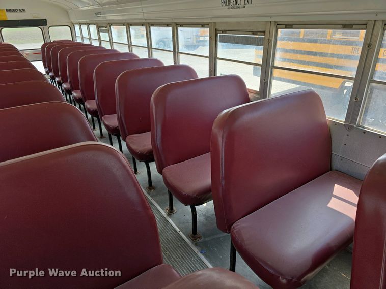 image for item DT6789 2000 Blue Bird 3800 school bus