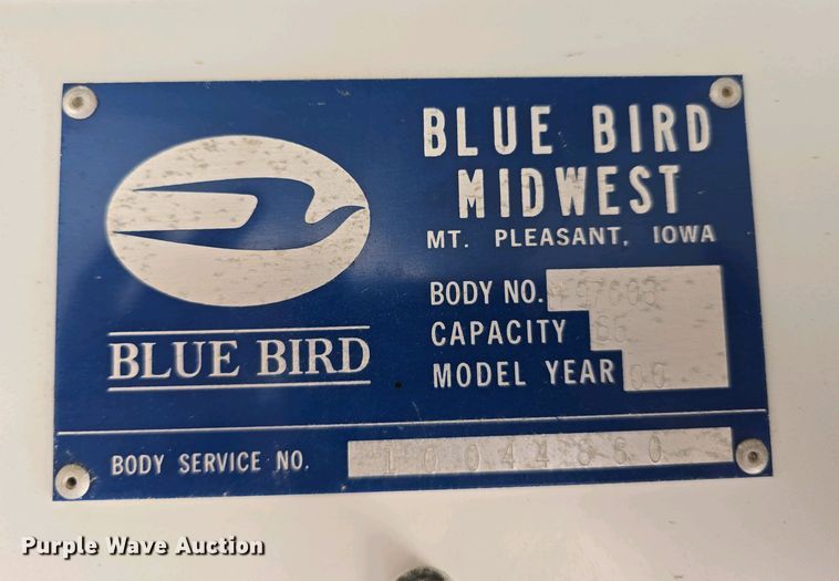 image for item DT6789 2000 Blue Bird 3800 school bus