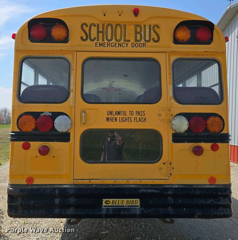 image for item DT6790 2003 Blue Bird 3800 school bus