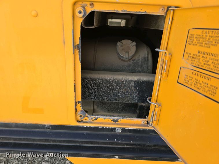 image for item DT6790 2003 Blue Bird 3800 school bus