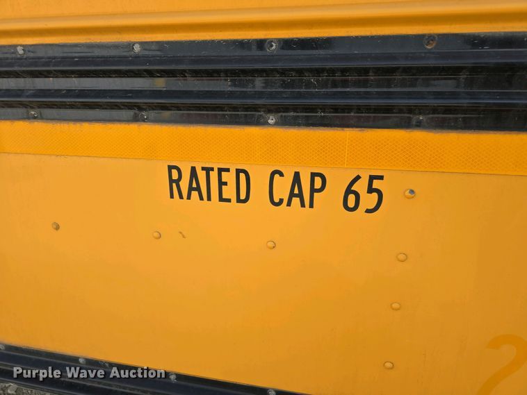 image for item DT6790 2003 Blue Bird 3800 school bus