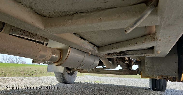 image for item DT6790 2003 Blue Bird 3800 school bus