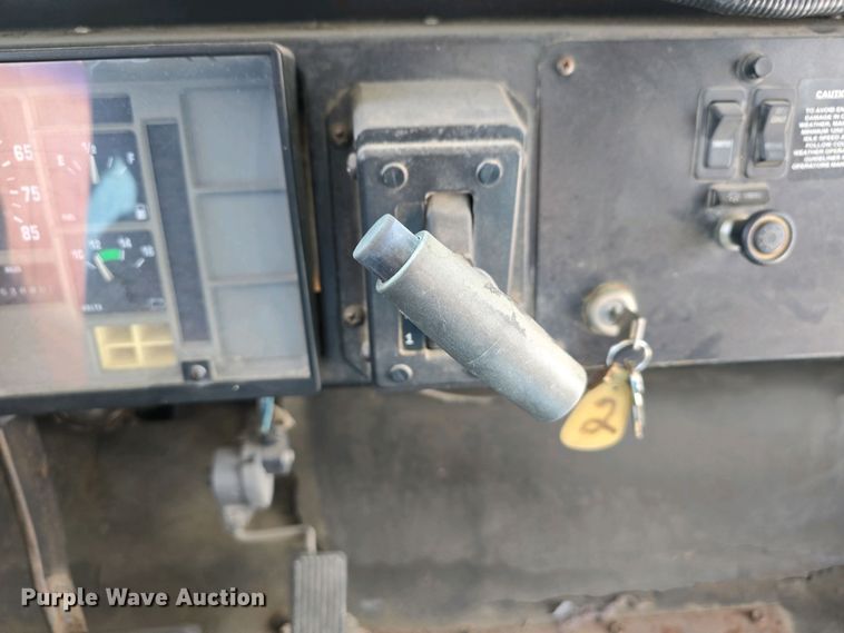 image for item DT6790 2003 Blue Bird 3800 school bus