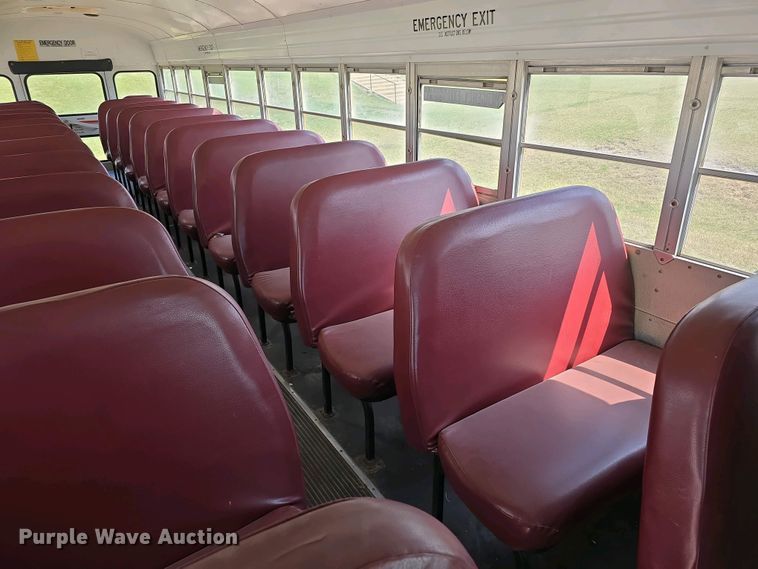 image for item DT6790 2003 Blue Bird 3800 school bus