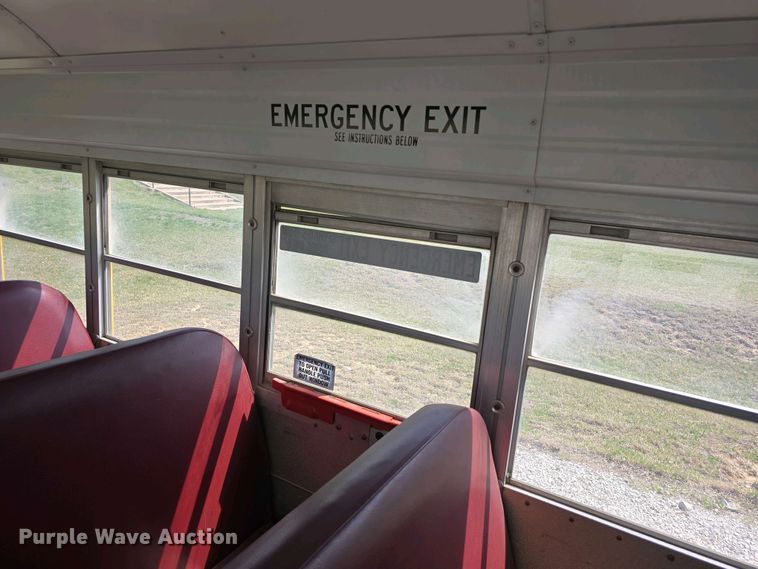 image for item DT6790 2003 Blue Bird 3800 school bus