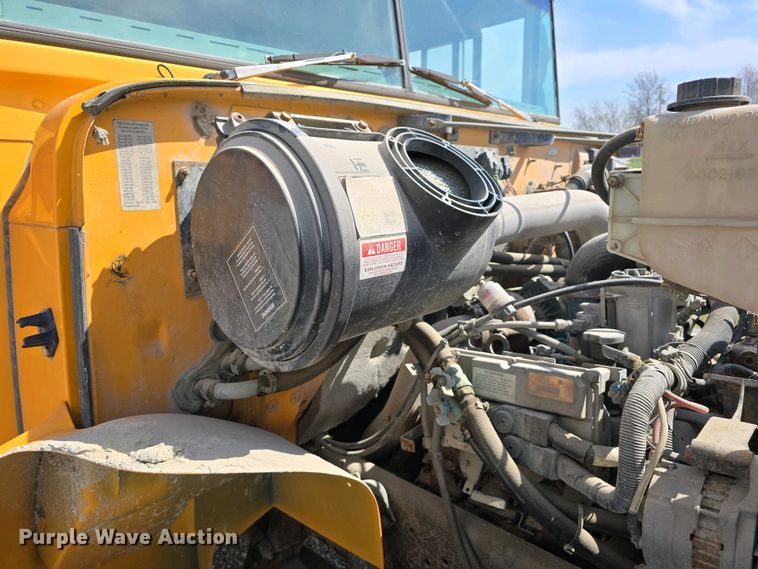 image for item DT6790 2003 Blue Bird 3800 school bus