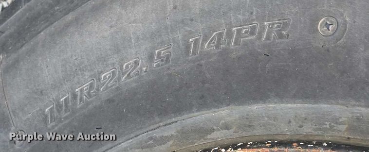 image for item DT6790 2003 Blue Bird 3800 school bus