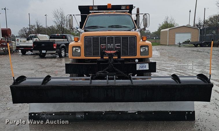 image for item DT6812 2000 GMC C7500 dump truck