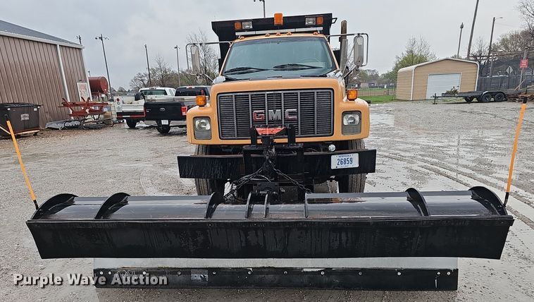 image for item DT6812 2000 GMC C7500 dump truck