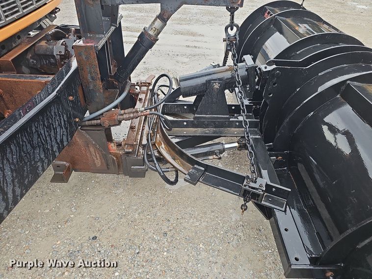 image for item DT6812 2000 GMC C7500 dump truck