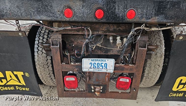 image for item DT6812 2000 GMC C7500 dump truck