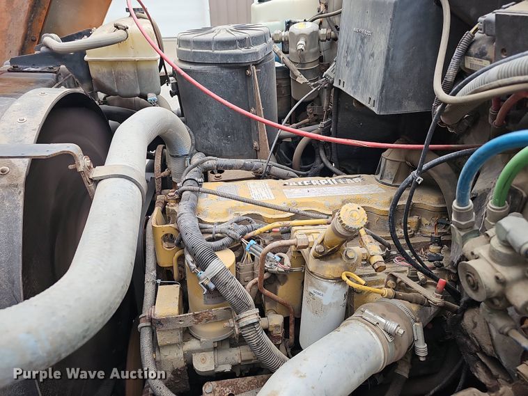 image for item DT6812 2000 GMC C7500 dump truck