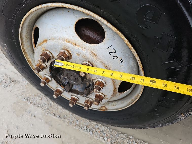 image for item DT6812 2000 GMC C7500 dump truck