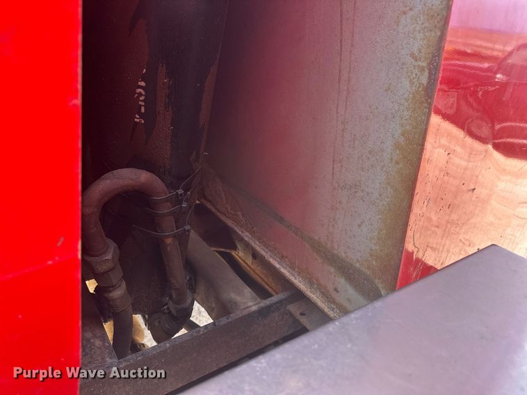 image for item DT7172 2010 International 7600 dump truck