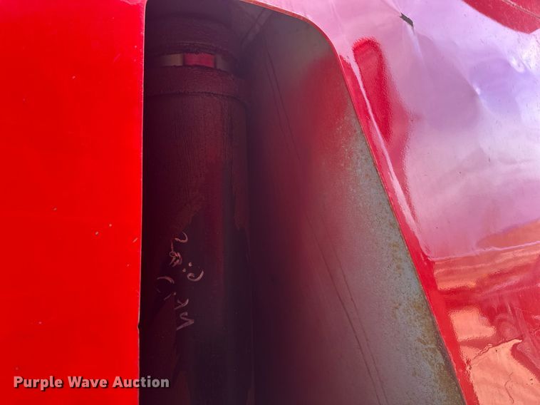 image for item DT7172 2010 International 7600 dump truck