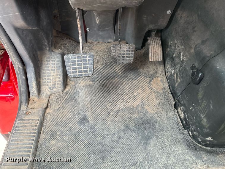 image for item DT7172 2010 International 7600 dump truck