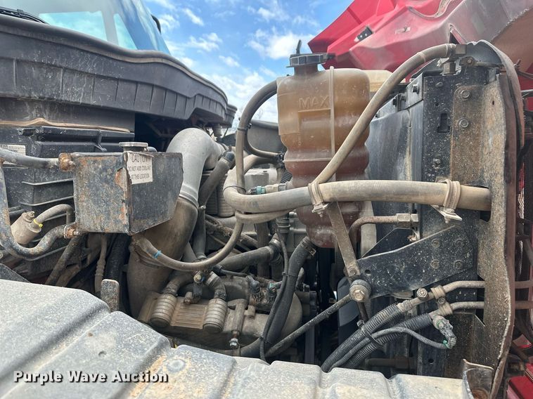 image for item DT7172 2010 International 7600 dump truck