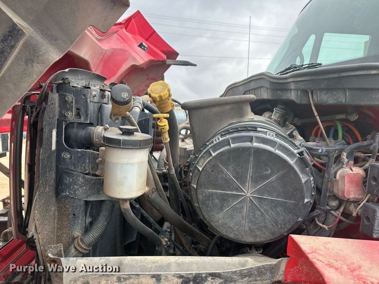 image for item DT7172 2010 International 7600 dump truck