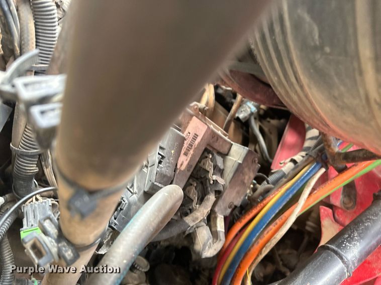 image for item DT7172 2010 International 7600 dump truck