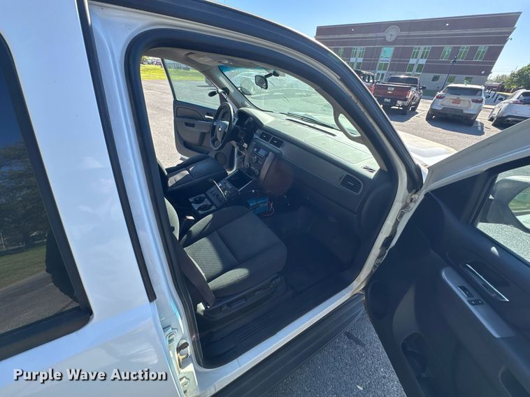 image for item DU9733 2010 Chevrolet Tahoe LS SUV