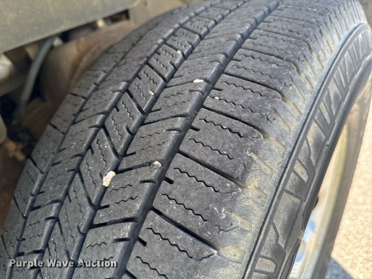 image for item DU9733 2010 Chevrolet Tahoe LS SUV