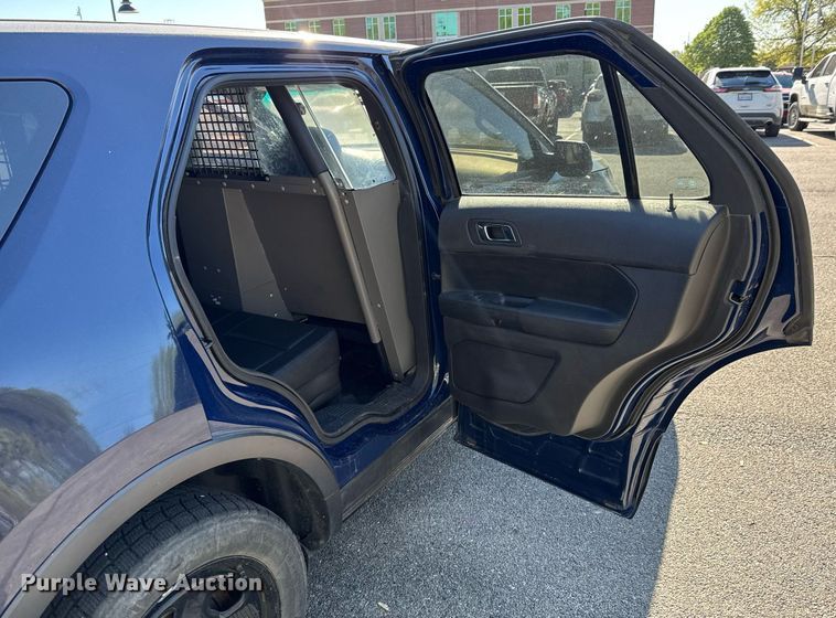 image for item DU9734 2015 Ford Explorer Police Interceptor SUV