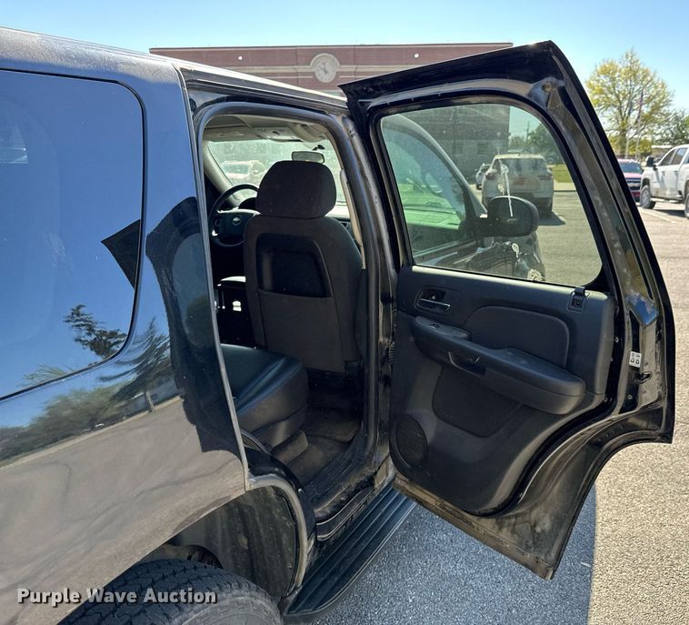 image for item DU9736 2009 Chevrolet Tahoe Police Special Service SUV