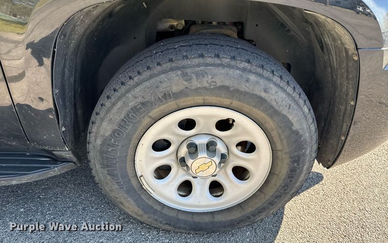 image for item DU9736 2009 Chevrolet Tahoe Police Special Service SUV