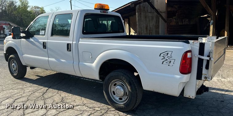 image for item DV1931 2011 Ford F250 Super Duty XL Crew Cab pickup truck