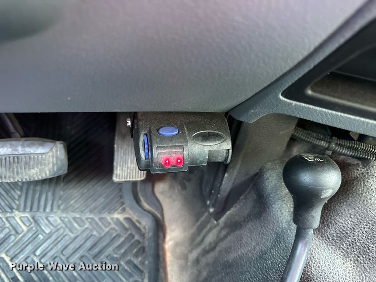 image for item DV1931 2011 Ford F250 Super Duty XL Crew Cab pickup truck