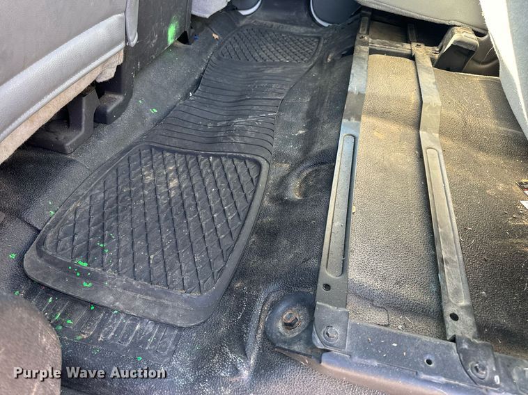 image for item DV1931 2011 Ford F250 Super Duty XL Crew Cab pickup truck