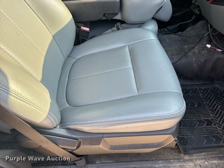 image for item DV1931 2011 Ford F250 Super Duty XL Crew Cab pickup truck