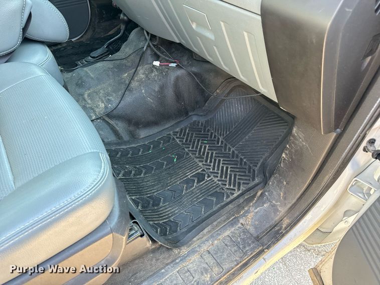 image for item DV1931 2011 Ford F250 Super Duty XL Crew Cab pickup truck