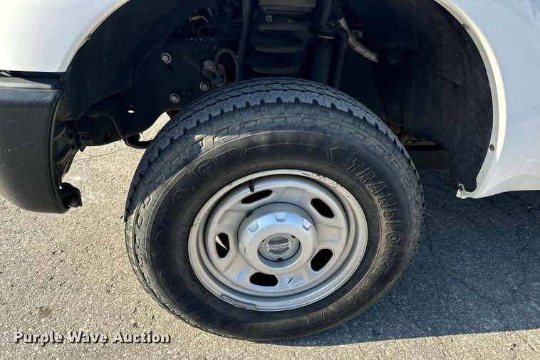 image for item DV1931 2011 Ford F250 Super Duty XL Crew Cab pickup truck