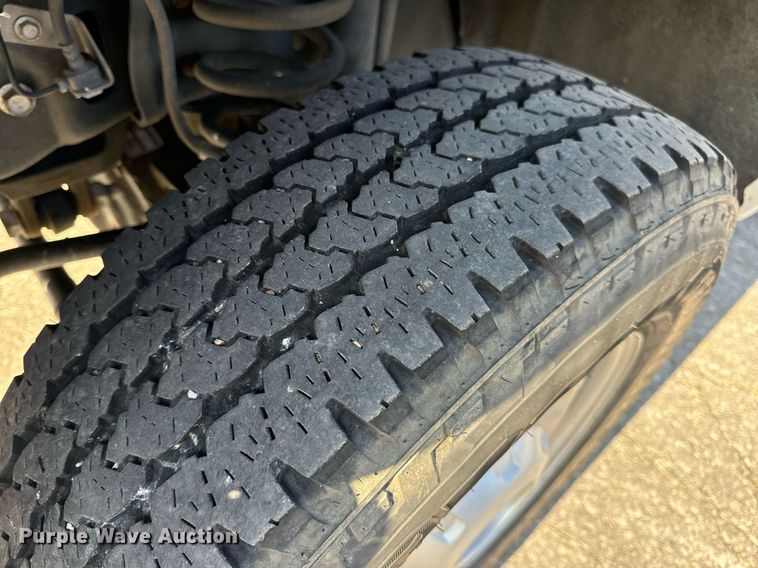 image for item DV1931 2011 Ford F250 Super Duty XL Crew Cab pickup truck