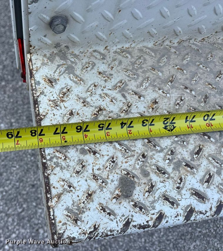 image for item DV1932 2005 Ford F250 Super Duty XL utility bed pickup truck