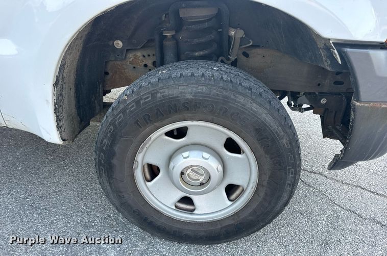 image for item DV1932 2005 Ford F250 Super Duty XL utility bed pickup truck