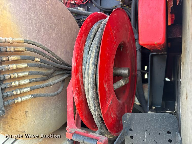 image for item DV1933 2004 Sterling L7500 sewer jetter truck