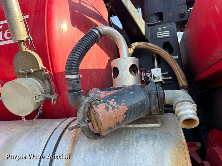 image for item DV1933 2004 Sterling L7500 sewer jetter truck